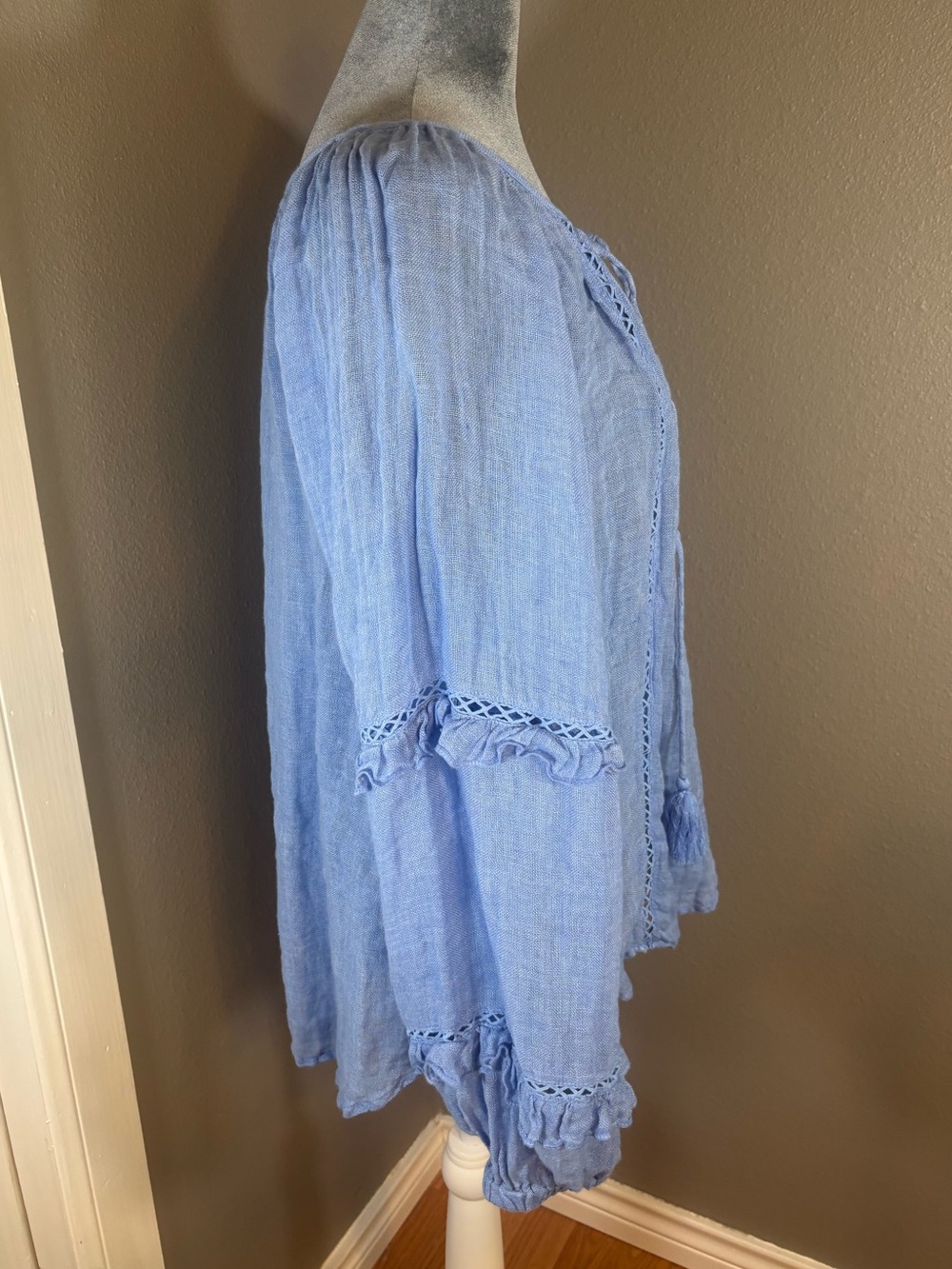 Sundance Light Blue Linen Peasant Top with Tassels Size L - Picture 8 of 11